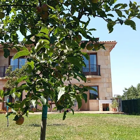 Casa Tranquila Con Jardin * Carcedo de Burgos