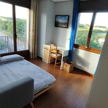 Casa Tranquila Con Jardin